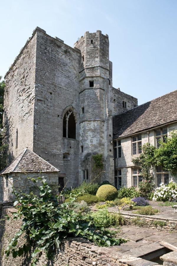 The Bothy Beverston Castle Tetbury Exterior foto